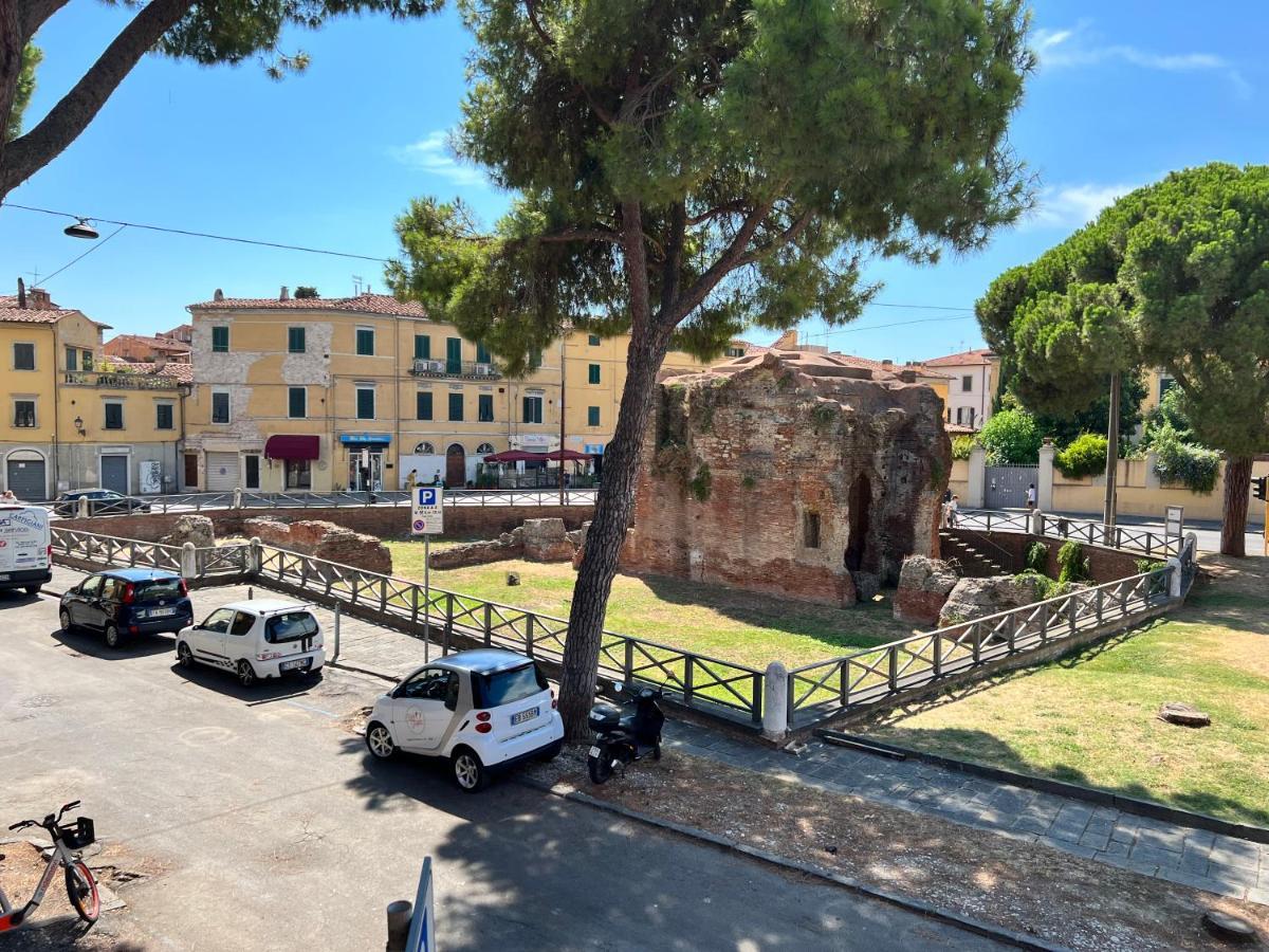 We Love Tower Self Check-In Pisa Bagian luar foto